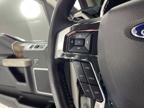 Used 2020 Ford F150 Lariat w/ Equipment Group 502A Luxury AWD/4WD image 22