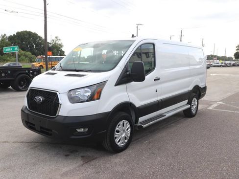 Used 2025 Ford Transit 250 Low Roof w/ Exterior Upgrade Package RWD image 5