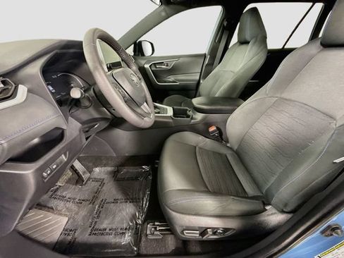 Certified 2025 Toyota RAV4 SE AWD/4WD image 21