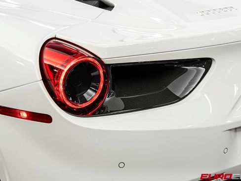 Used 2019 Ferrari 488 Spider RWD image 23
