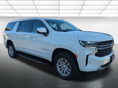 Used 2024 Chevrolet Suburban LT