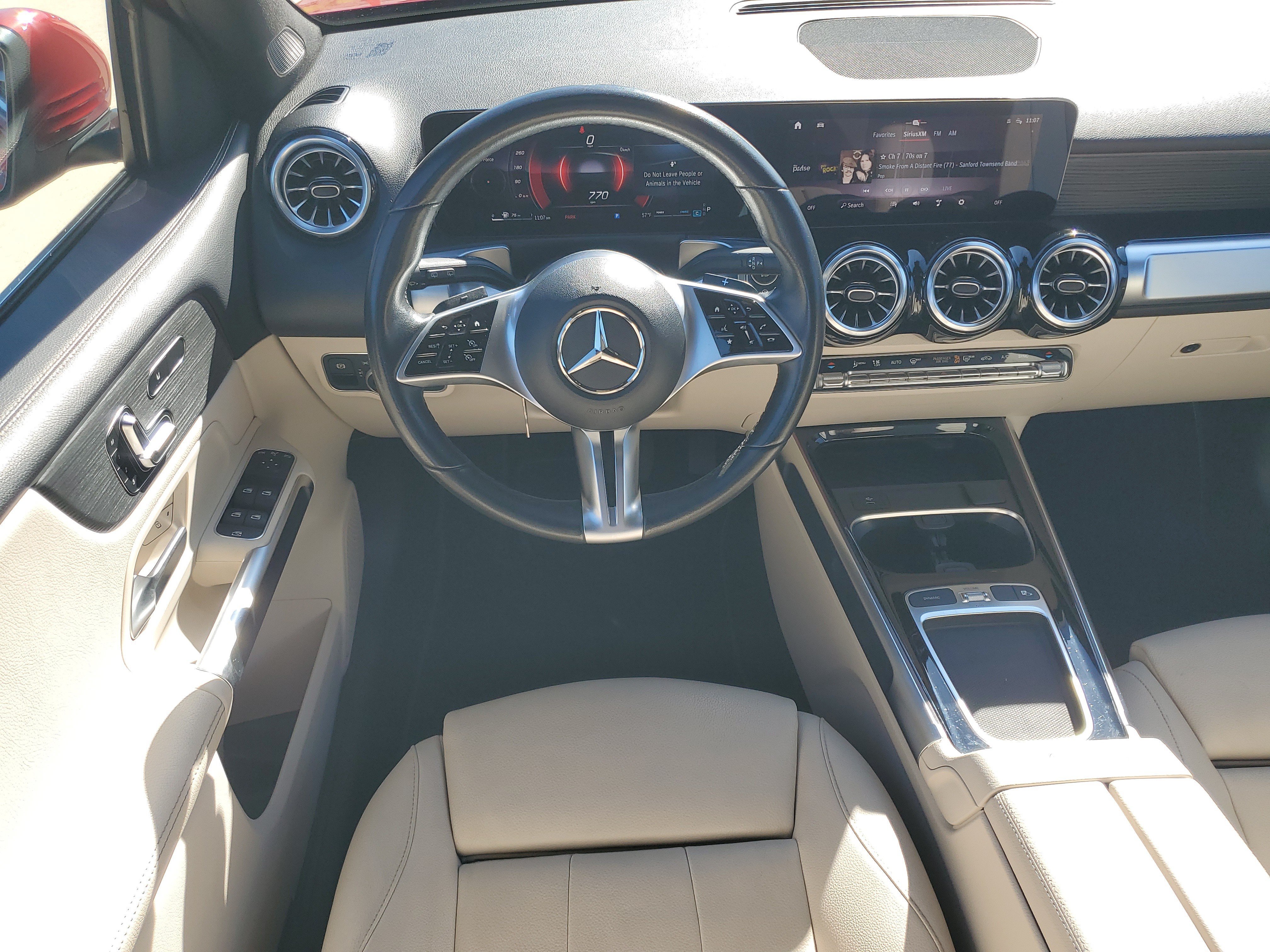 Used 2024 Mercedes-Benz GLB 250 image 30