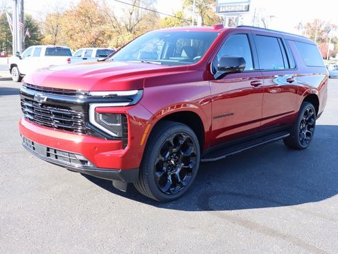 New 2026 Chevrolet Suburban RST image 31