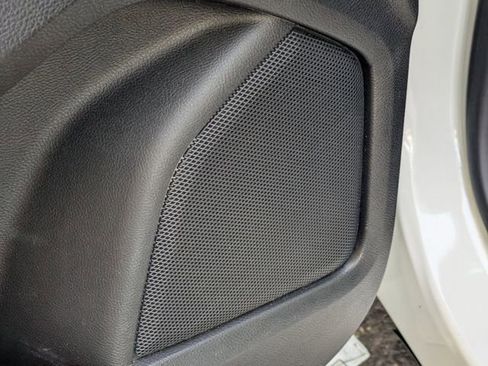 Used 2022 Ford Edge ST-Line image 11