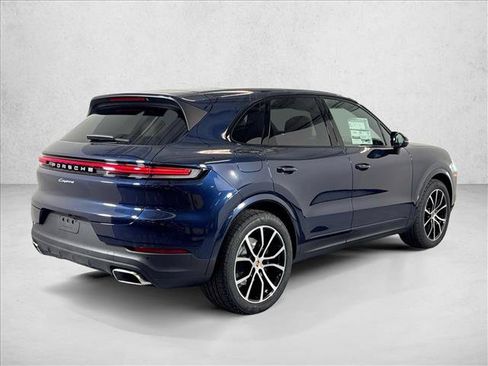 Used 2026 Porsche Cayenne AWD/4WD image 9