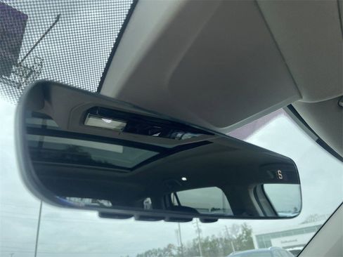 New 2025 Volkswagen Atlas Peak Edition SE image 25