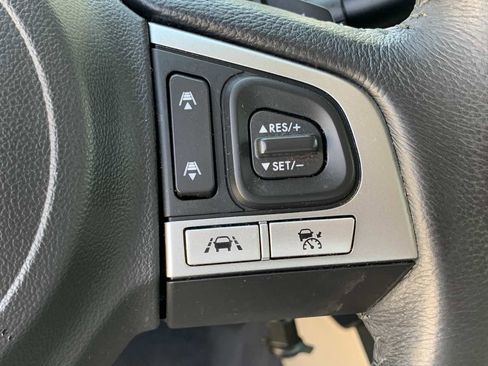 Used 2017 Subaru Legacy 2.5i Premium image 18