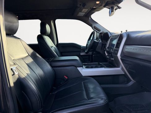 Used 2020 Ford F250 Lariat w/ Tremor Off-Road Package image 15