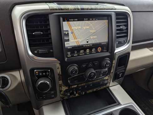 Used 2015 RAM 1500 Outdoorsman image 12