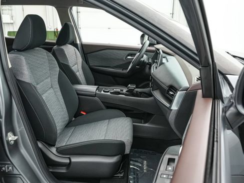 Used 2023 Nissan Rogue SV AWD/4WD image 20