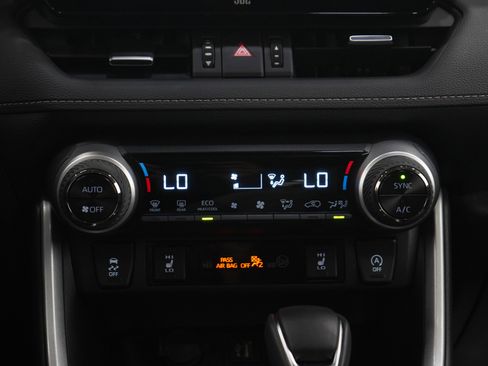 Used 2025 Toyota RAV4 XLE Premium w/ Weather Package AWD/4WD image 19