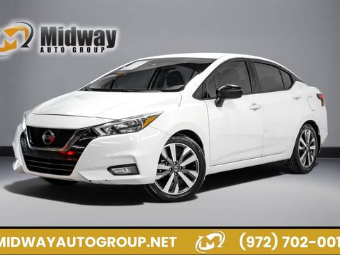 Used 2020 Nissan Versa SR w/ Convenience Package FWD image 1