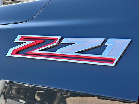 New 2026 Chevrolet Suburban Z71 w/ Z71 Off-Road Package AWD/4WD image 10