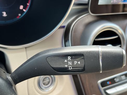 Used 2022 Mercedes-Benz GLC 300 image 26