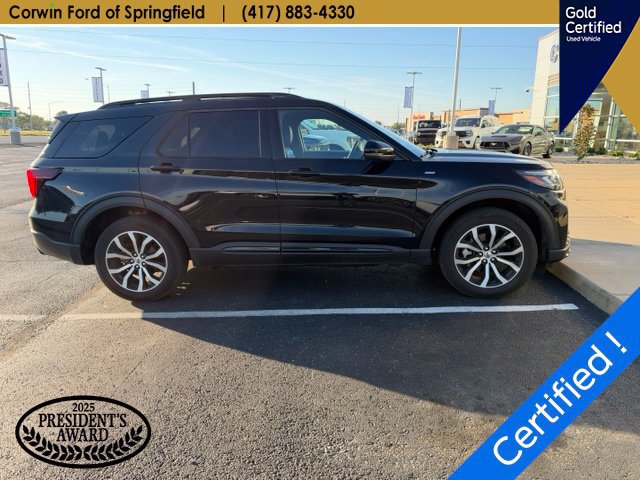 Used 2025 Ford Explorer ST-Line AWD/4WD image 4