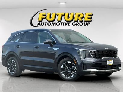 Certified 2025 Kia Sorento S