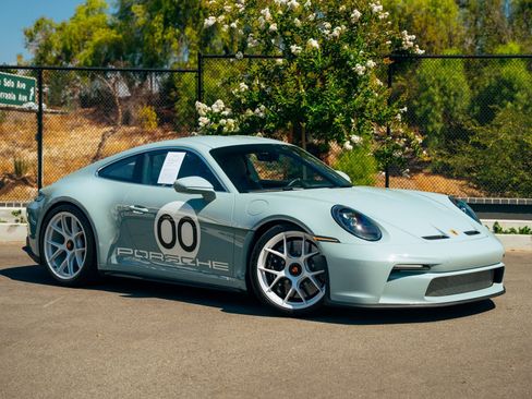 Certified 2024 Porsche 911 GT3 RS image 9