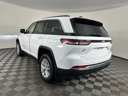New 2026 Jeep Grand Cherokee Laredo X AWD/4WD image 4