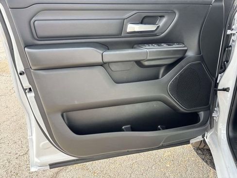 New 2026 RAM 1500 Express AWD/4WD image 16