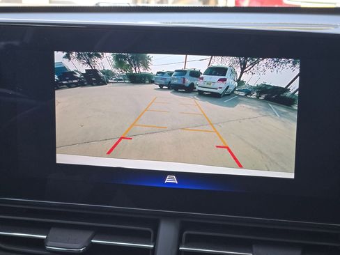 Used 2024 Chevrolet Trax LT w/ Driver Confidence Package image 17