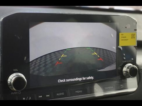 Used 2024 Mitsubishi Outlander ES AWD/4WD image 17
