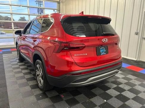 Used 2022 Hyundai Santa Fe SE AWD/4WD image 5