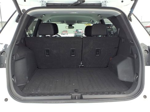 Used 2021 Chevrolet Equinox LT image 6