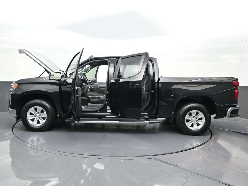 Used 2023 Chevrolet Silverado 1500 LT RWD image 30