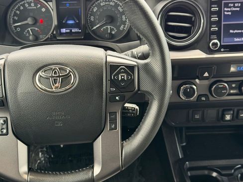 Used 2022 Toyota Tacoma TRD Off-Road AWD/4WD image 27