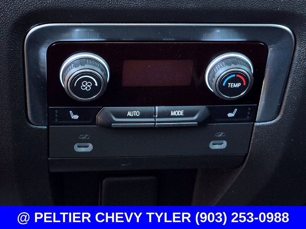 Used 2024 Chevrolet Suburban High Country w/ Max Trailering Package AWD/4WD image 45