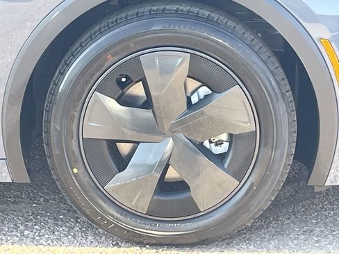 New 2026 Toyota Prius Plug-In Hybrid image 10