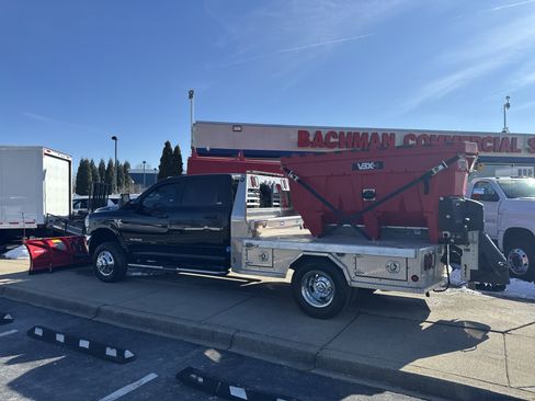 Used 2024 RAM 3500 SLT w/ Quick Order Package 2YG SLT image 40