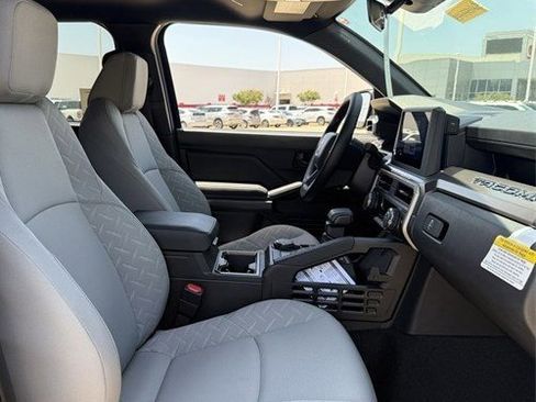 New 2025 Toyota Tacoma SR5 image 31