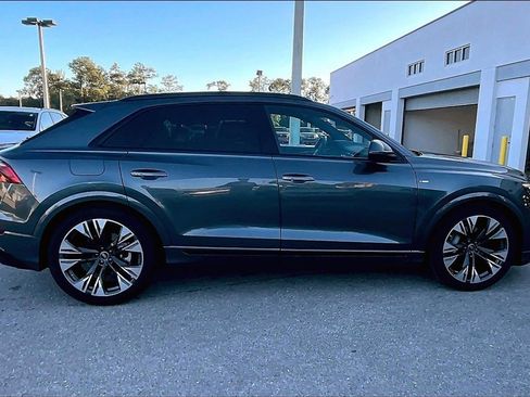 Used 2025 Audi Q8 Premium Plus w/ Premium Plus Package image 4