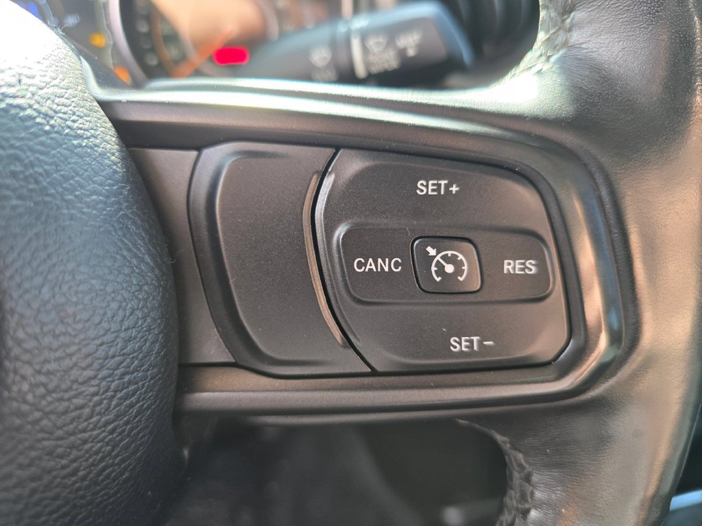 Used 2021 Jeep Gladiator Sport w/ Technology Group AWD/4WD image 27