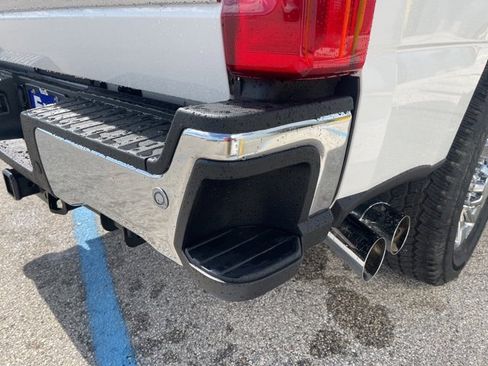 New 2025 Ford F350 King Ranch w/ Chrome Package image 12