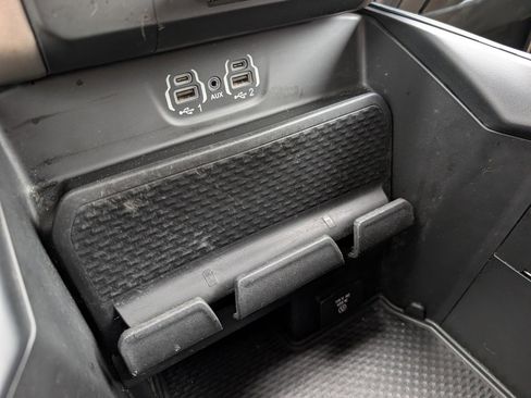 Used 2021 RAM 1500 Laramie image 31