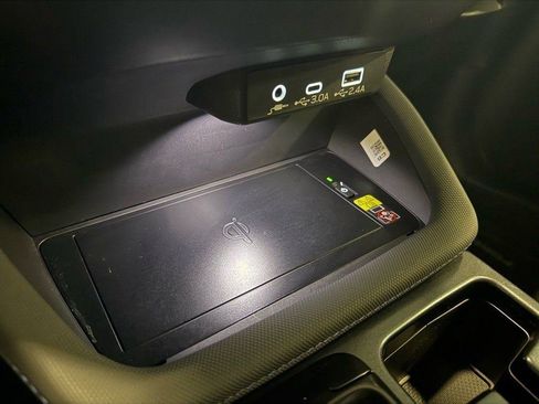 Used 2026 Subaru Forester Premium image 13