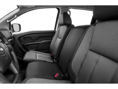 Used 2019 Nissan Titan S AWD/4WD image 12