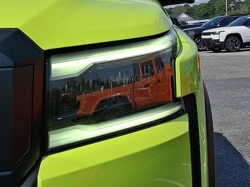 Used 2026 Nissan Frontier PRO-4X w/ Pro-4x Convenience Package AWD/4WD image 9