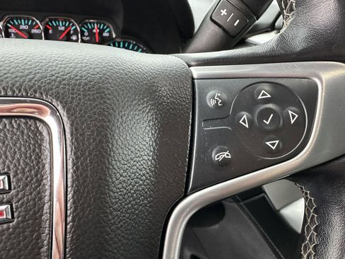 Used 2020 GMC Yukon SLE w/ SLE Value Package image 27