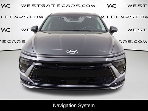 Used 2025 Hyundai Sonata SEL FWD image 2