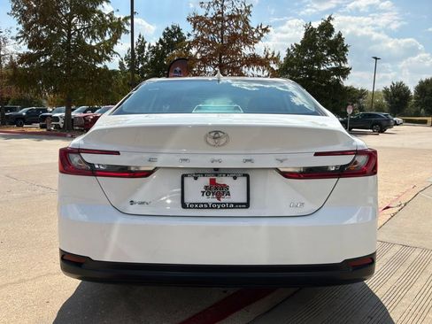 Used 2026 Toyota Camry LE FWD image 7