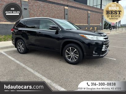 Used 2017 Toyota Highlander XLE