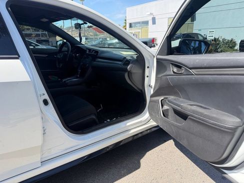 Used 2018 Honda Civic Sport image 15