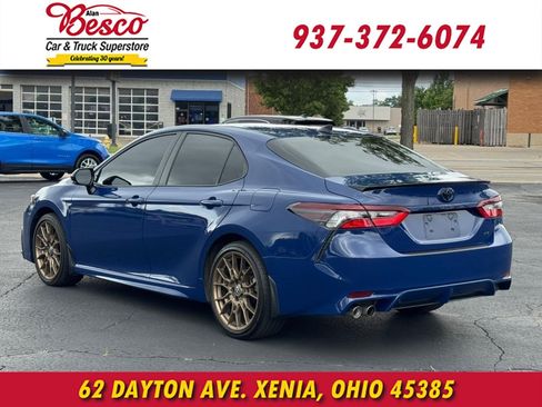 Used 2024 Toyota Camry SE w/ Convenience Package FWD image 6