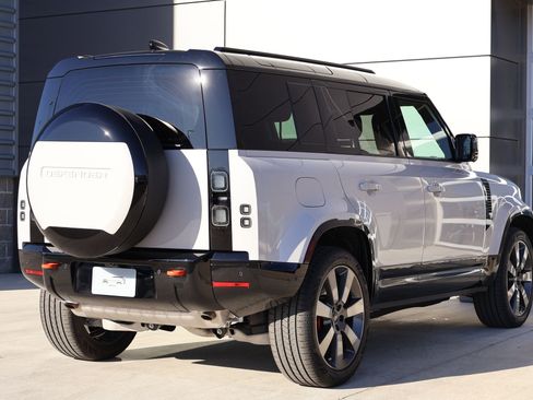 New 2026 Land Rover Defender 110 X image 5