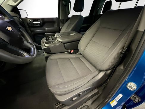 Used 2023 Chevrolet Silverado 1500 Custom RWD image 9