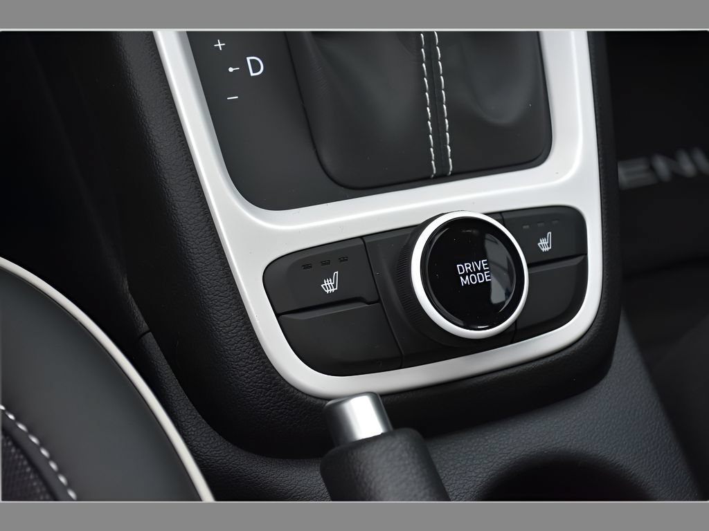 New 2026 Hyundai Venue SEL FWD image 26