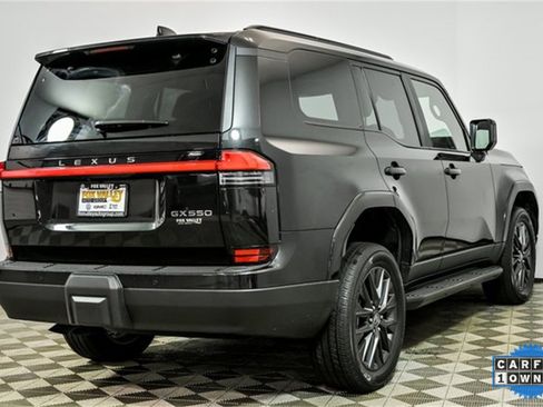 Used 2024 Lexus GX 550 image 7